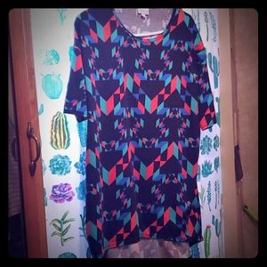 Lularoe top